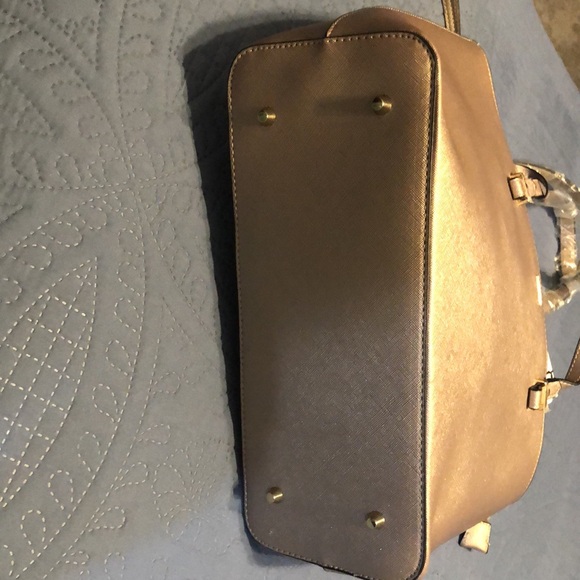 LOVEVOOK Gold Structured Tote Leather-like with matching clutch - Picture 4 of 13